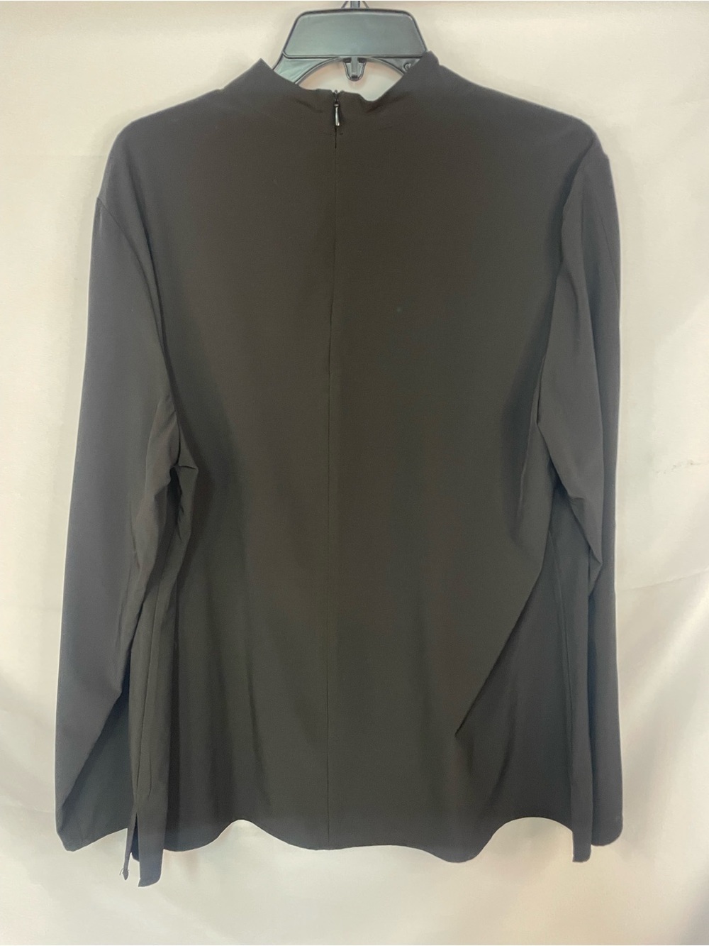 NWT Chicos black blouse with a cutout neck line and gold accents. Size 2 - Picture 3 of 7